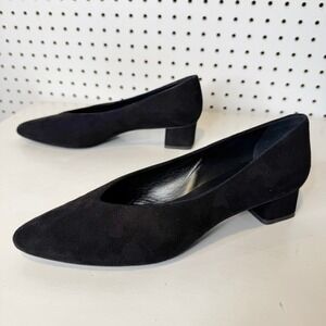 Everlane | V Heel in Black Suede, Pointed Toe Block Heel Pumps Size 10.5